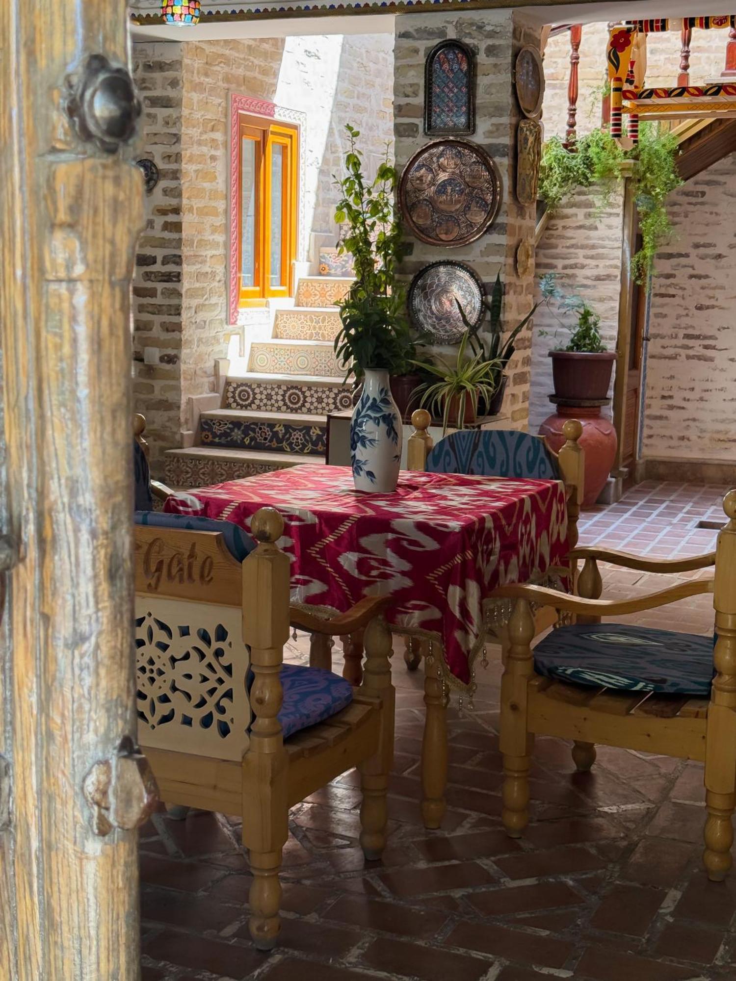 Old Gate Family Guest House Buhara Kültér fotó