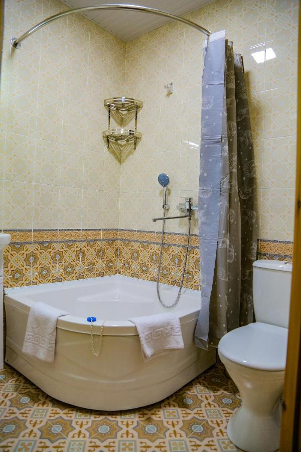 Old Gate Family Guest House Buhara Kültér fotó